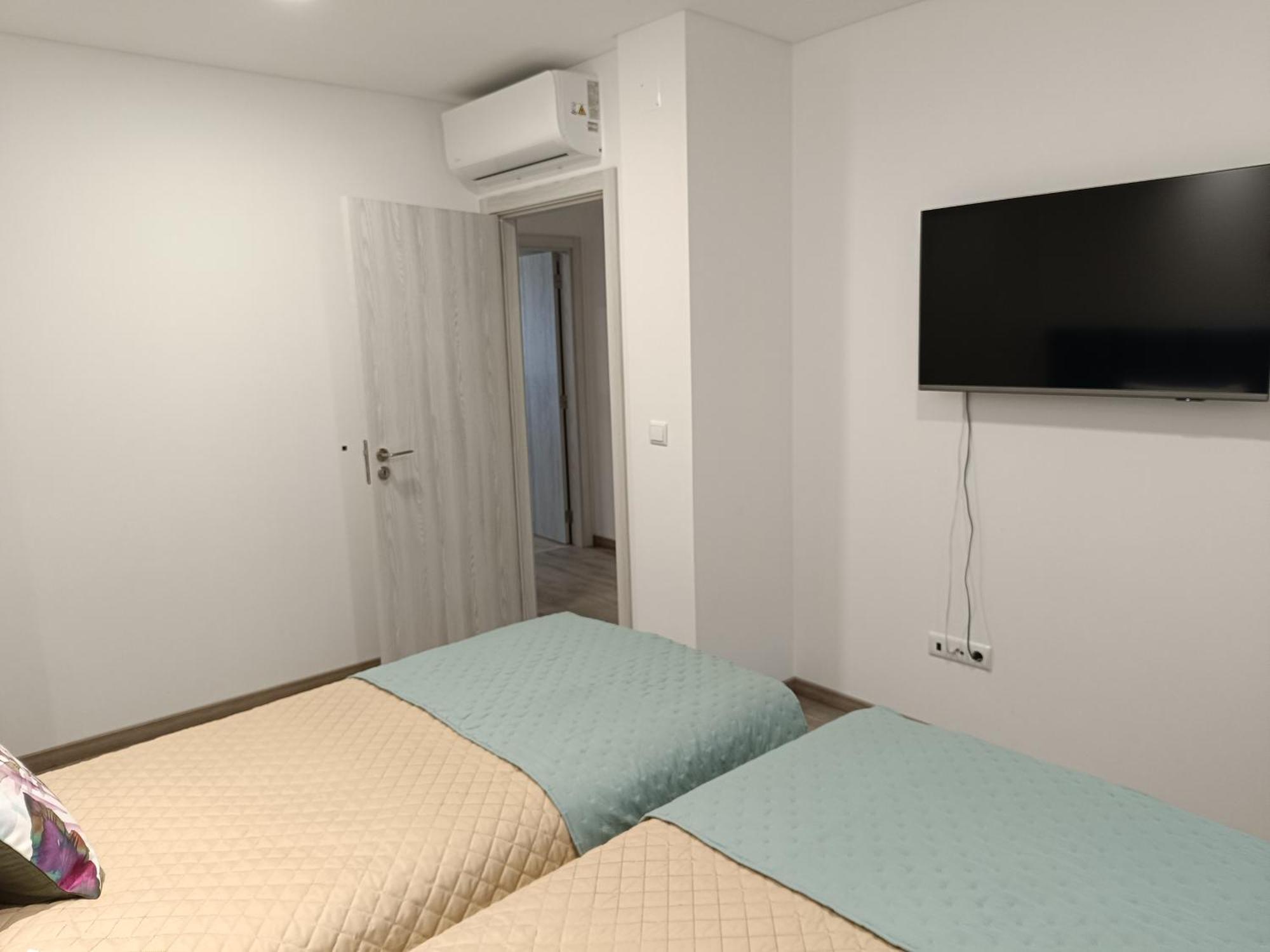 Garden House Fundao - Suite Apartamento 204 Ngoại thất bức ảnh
